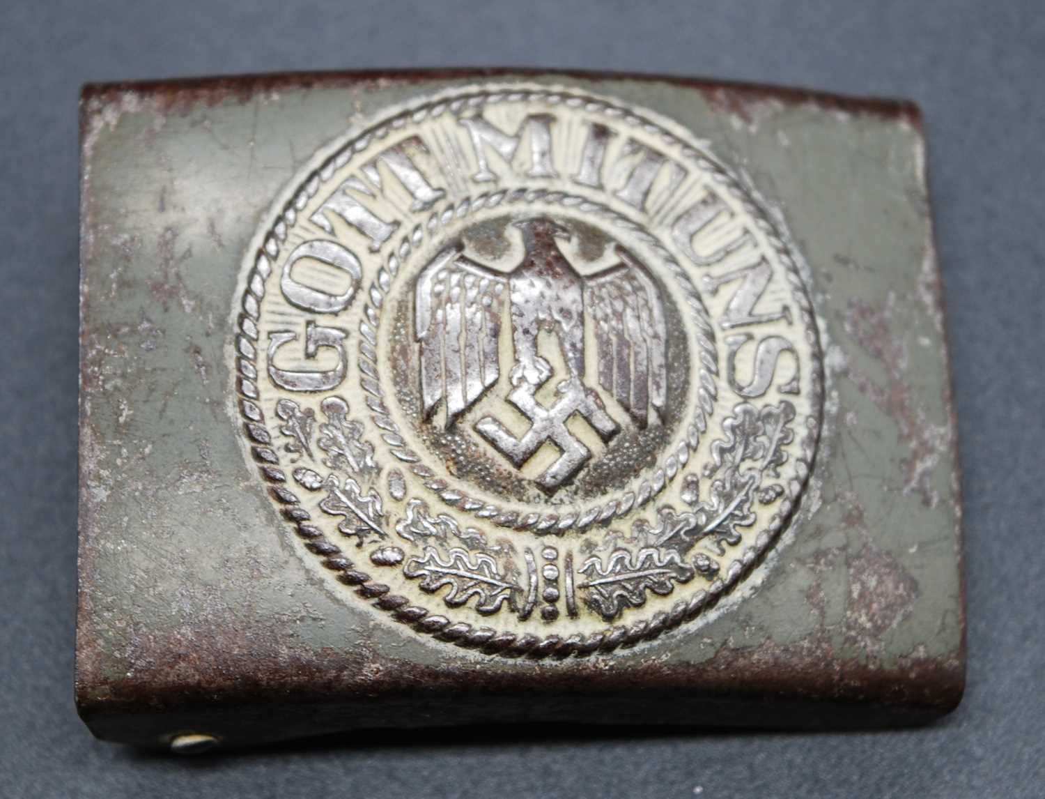 Lot 79 - A German Heer 1937 pattern belt buckle, the...