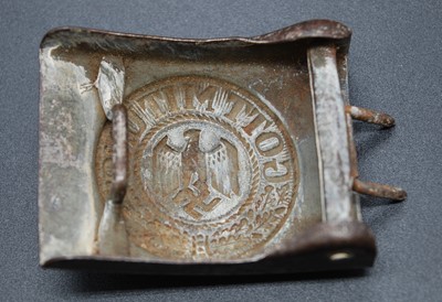 Lot 79 - A German Heer 1937 pattern belt buckle, the...