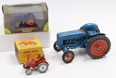 Lot 1612 - A collection of various boxed and loose...