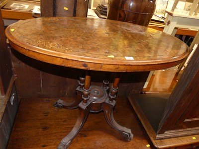 Lot 1286 - A small mid-Victorian figured walnut and...