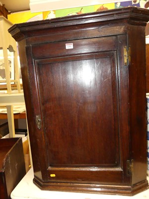 Lot 1292 - An early 19th century provincial joined oak...