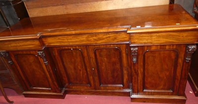 Lot 1318 - An early Victorian mahogany inverted...