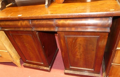 Lot 1332 - An early Victorian mahogany narrow twin...