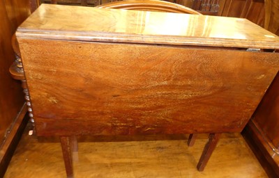 Lot 1342 - A small mahogany low gateleg occasional table,...