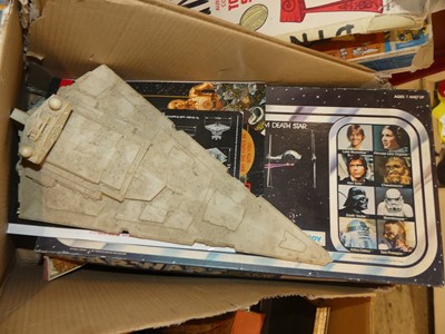 Lot 1536 - A quantity of mainly modern release Star Wars...