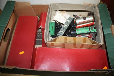 Lot 1651 - A quantity of Hornby 0 gauge