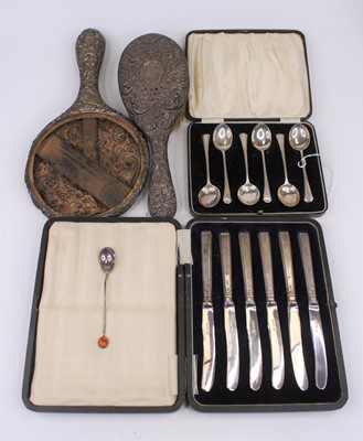 Lot 328 - A set of six George VI silver teaspoons,...