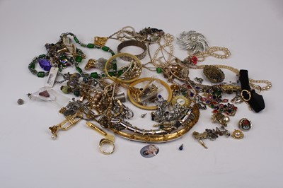 Lot 390 - A collection of costume jewellery, to include...