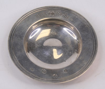 Lot 427 - An Elizabeth II commemorative silver pin dish,...