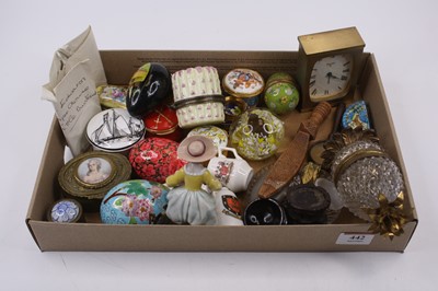 Lot 442 - A collection of patch boxes, to include...