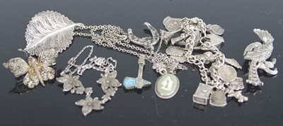 Lot 336 - Assorted silver and white metal costume...