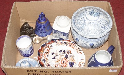 Lot 657 - A collection of ceramics to inlcude  Spode...