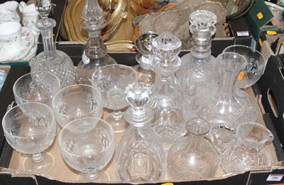 Lot 586 - A collection of glassware, to include decanters