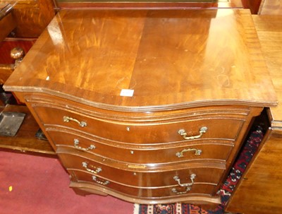 Lot 1319 - A reproduction mahogany and crossbanded...