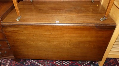 Lot 1321 - A George III mahogany dropleaf dining table,...