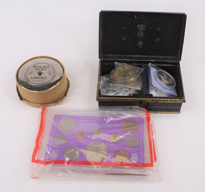 Lot 451 - A collection of pre-decimal and modern coinage...