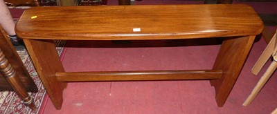Lot 1368 - A mahogany twin bench seat, length 118cm