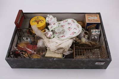 Lot 471 - A collection of dolls house furniture and...
