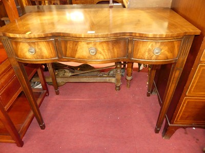 Lot 1418 - A contemporary flame mahogany and cross banded...