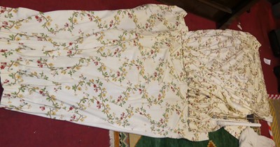 Lot 1069 - A pair of floral decorated single pleat...