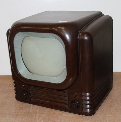 Lot 674 - A circa 1950 Bush bakelite model TV22...
