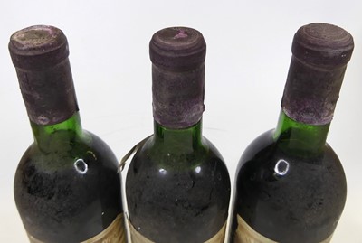 Lot 1015 - Château Margaux 1er Grand Cru Classe, 1970,...