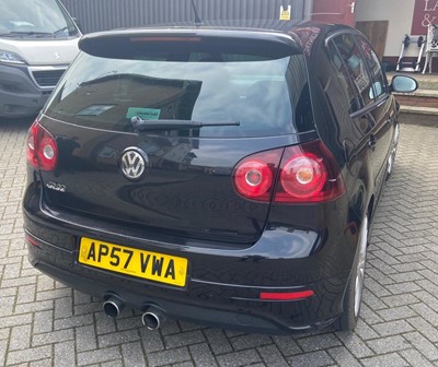 Lot 4017 - A 2007 Volkswagen Golf R32 S-A five-door...