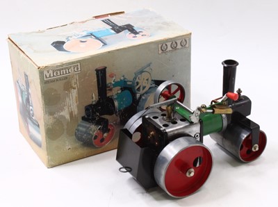 Lot 3 - A Mamod SR1A steam roller traction engine...