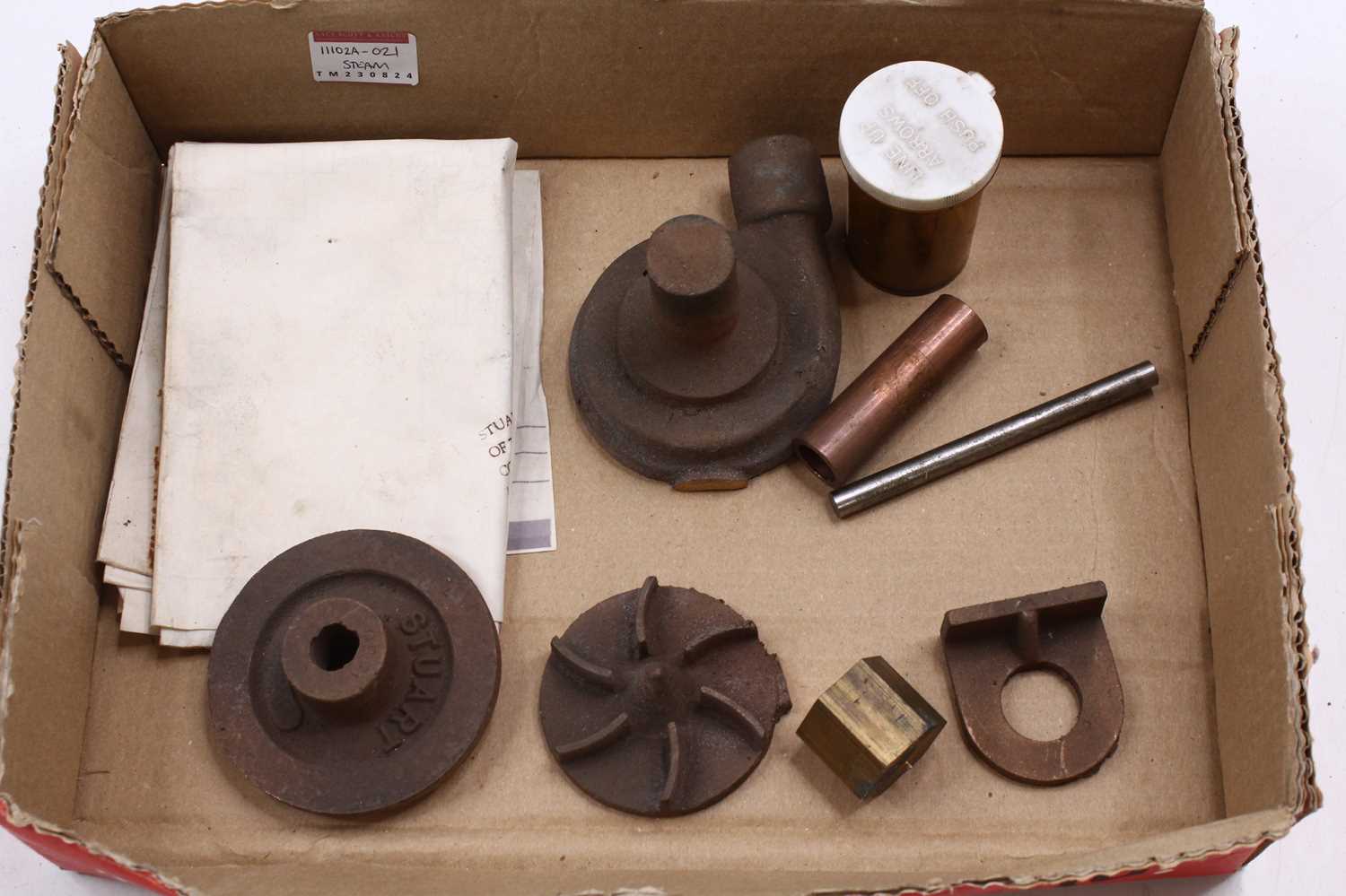 Lot 81 - One tray containing a quantity of Stuart...