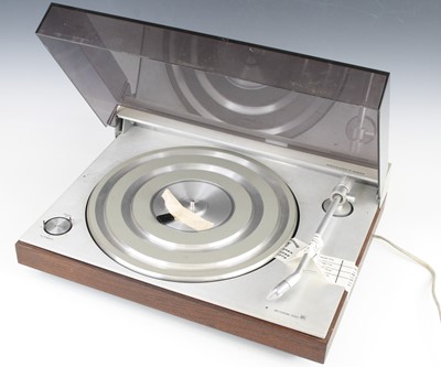 Lot 626 - A Bang & Olufsen Beomaster 2000 type 2801...