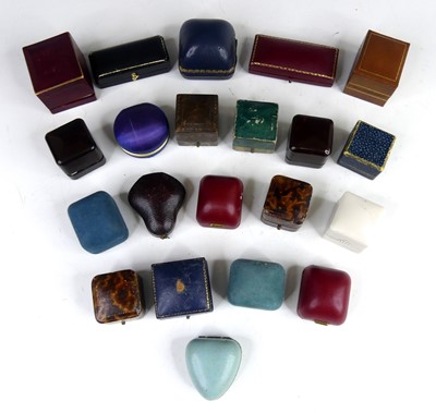 Lot 2805 - A collection of leather and other ring boxes,...