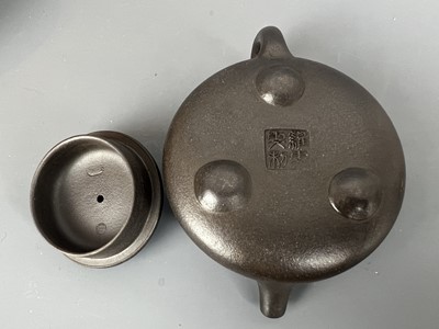 Lot 31 - Two Chinese Yixing teapots, 20th century, one...