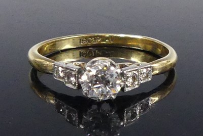 Lot 2914 - An 18ct gold and platinum diamond solitaire...