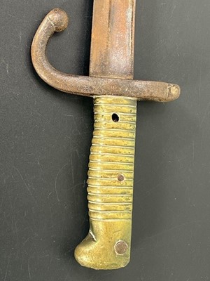 Lot 653 - A French model 1866 chassepot bayonet, having...