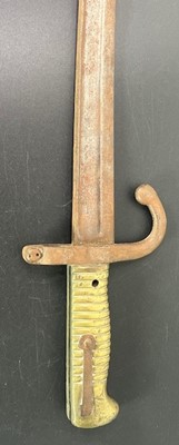 Lot 653 - A French model 1866 chassepot bayonet, having...