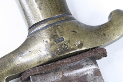 Lot 609 - A British 1888 pattern bayonet, having a 30cm...