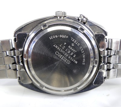 Lot 2637 - A Seiko Bel-Matic gent's stainless steel...