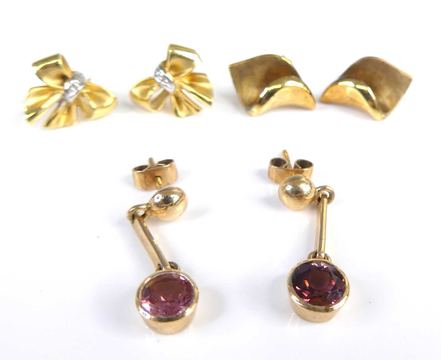 Lot 2652 - A pair of modern 9ct gold diamond point set...