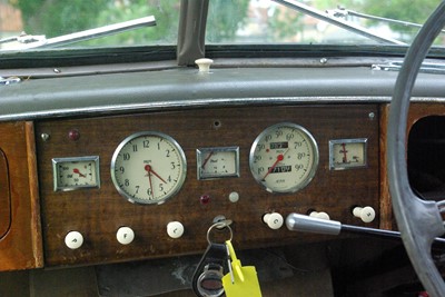 Lot 2904 - A 1951 Wolseley 6/80 Saloon. Reg No. LYX432...