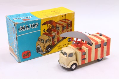 Lot 1703 - Corgi Toys No. 1106 Decca Mobile Airfield...