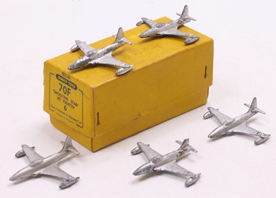 Lot 1206 - Dinky Toys Aircraft, trade box 70F Shooting...