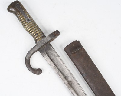 Lot 87 - A French model 1866 chassepot bayonet, having...