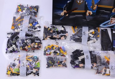 Lot 1562 - Lego Wizarding World No. 76393 Harry Potter...