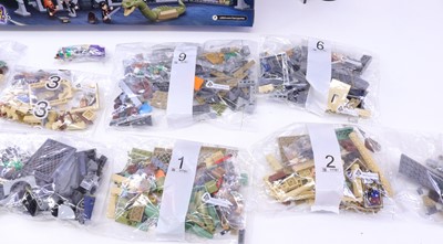 Lot 1563 - Lego Wizarding World No. 76389 Harry Potter...