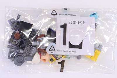 Lot 1569 - Lego Star Wars No. 10221 Super Star Destroyer...