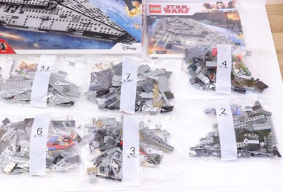 Lot 1609 - Lego Disney Star Wars No. 75190 First Order...