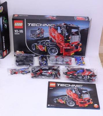 Lot 1631 - Lego Technic group of two sets to include No....
