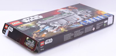 Lot 28 - Lego Disney Star Wars No. 75103 First Order...