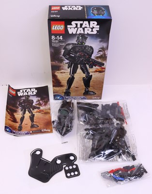 Lot 64 - Lego Disney Star Wars collection of buildable...