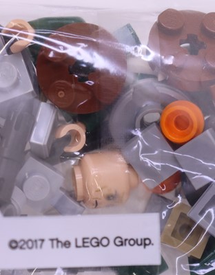Lot 68 - Lego Harry Potter Wizarding World No. 75043...